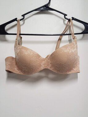 Victorias Secret Angels Secret Embrace Bra 34B Nude Padded Underwire 202904-990